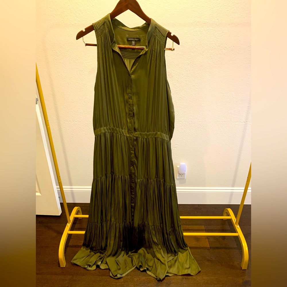 Banana Republic sleeveless shirt dress